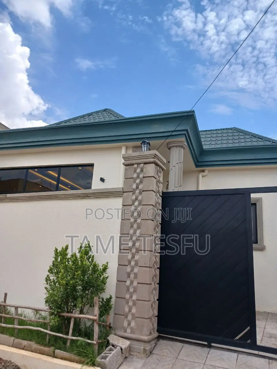 Furnished 3bdrm House in Kara, Yeka for sale