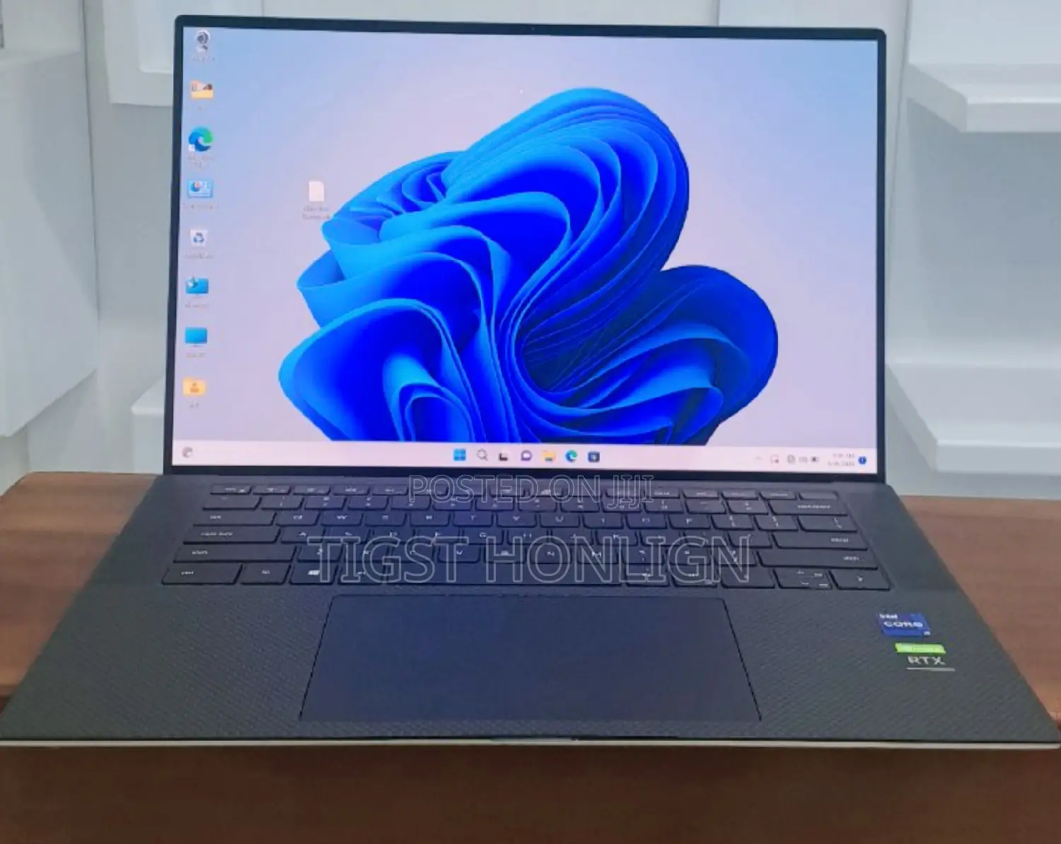 New Laptop Dell XPS 15 32GB Intel Core I9 SSD 2T