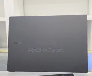 New Laptop Samsung 16GB Intel Core I7 SSD 1T