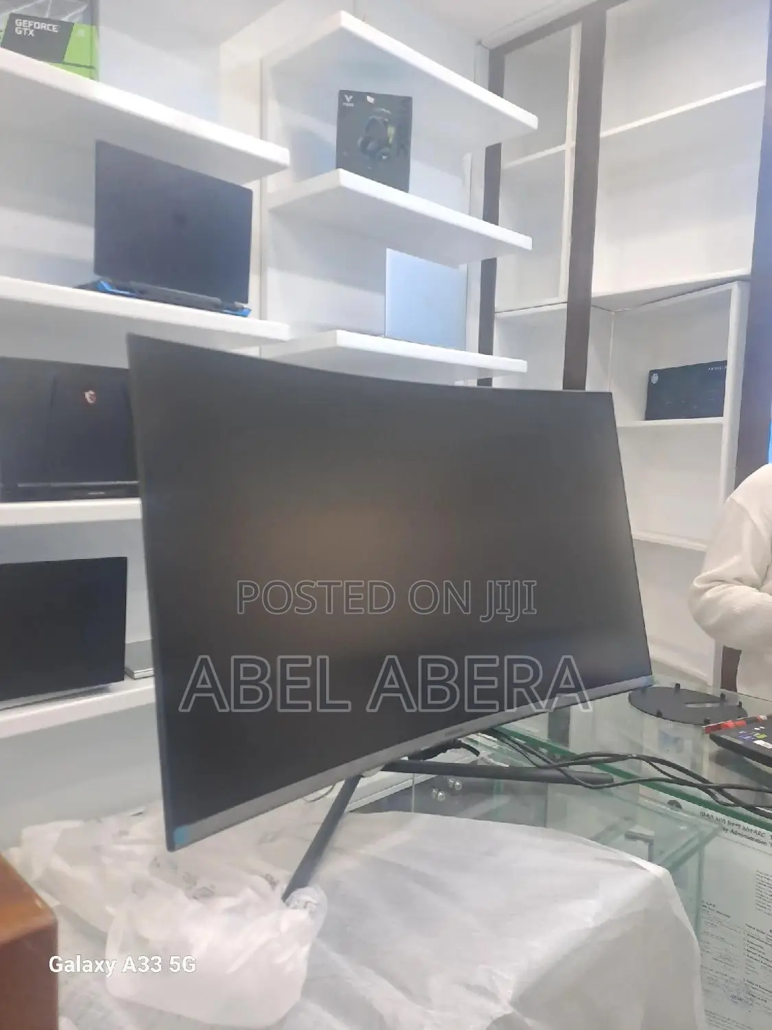 Samsung 32inch Curved Monitor