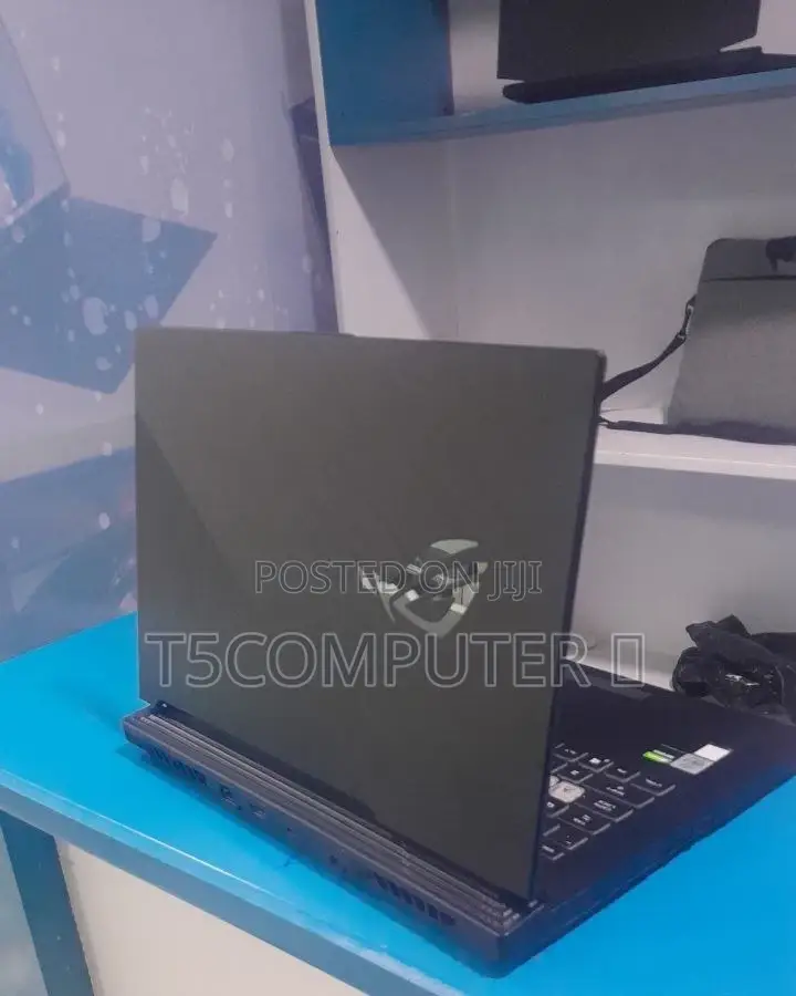 New Laptop Asus ROG Strix G15 16GB Intel Core I7 SSD 1T