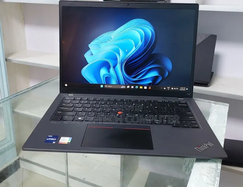 New Laptop Lenovo ThinkPad T14 16GB Intel Core I5 SSD 512GB