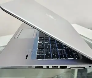 Photo - New Laptop HP EliteBook 820 G3 8GB Intel Core I5 SSD 128GB