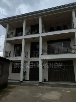 6bdrm House in Bole for rent