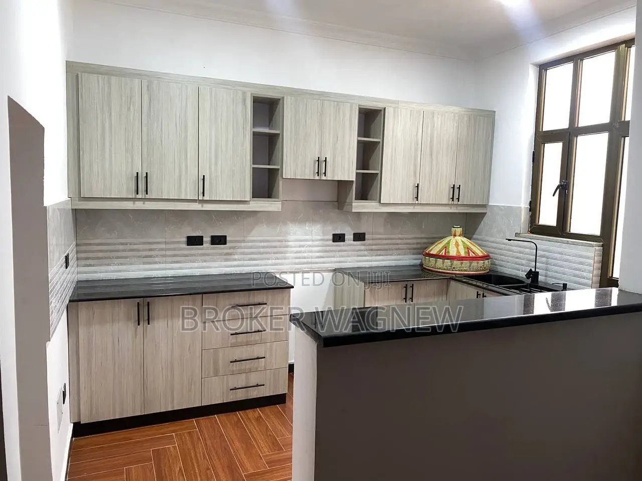 6bdrm House in Bole for rent
