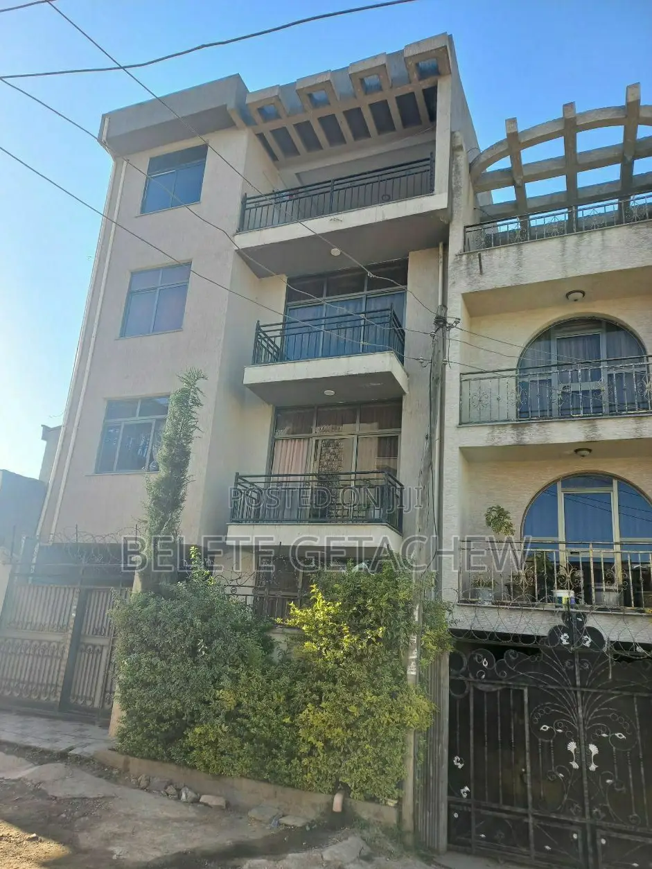 7bdrm Duplex in Ayat G+3 Luxury, Bole for sale