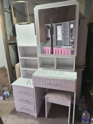 ድሬሲንግ ቴብል/Dressing