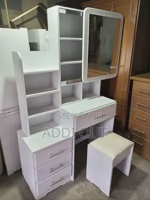 ድሬሲንግ ቴብል/Dressing