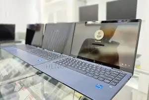 Photo - New Laptop HP Pavilion 15 8GB Intel Core I5 SSD 512GB