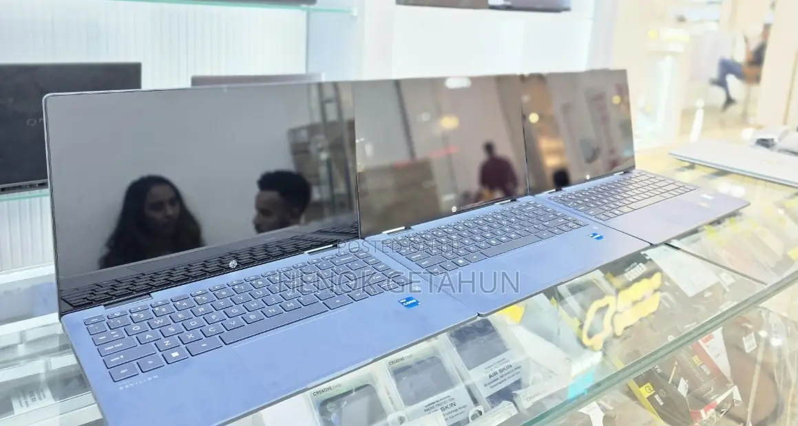 New Laptop HP Pavilion 15 8GB Intel Core I5 SSD 512GB