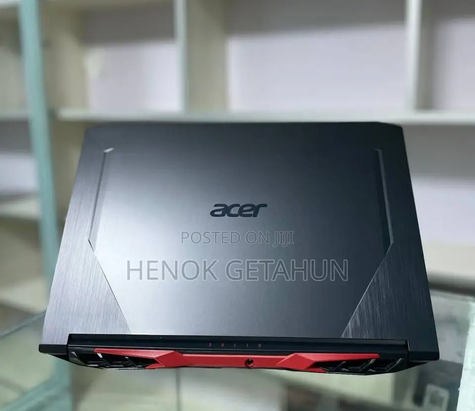 New Laptop Acer Nitro 5 8GB AMD Ryzen 5 SSD 256GB