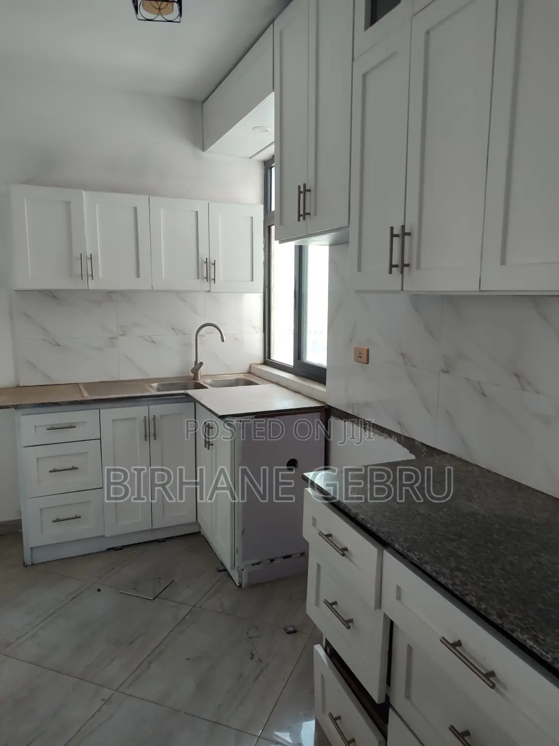 4bdrm House in Luxury Apartiment, Bole for rent