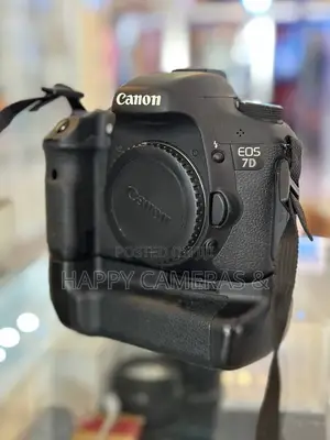 Photo - 7D Mark 1 Battery Grip Body Only