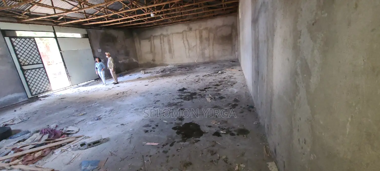 A Warehouse for Rent in the Area