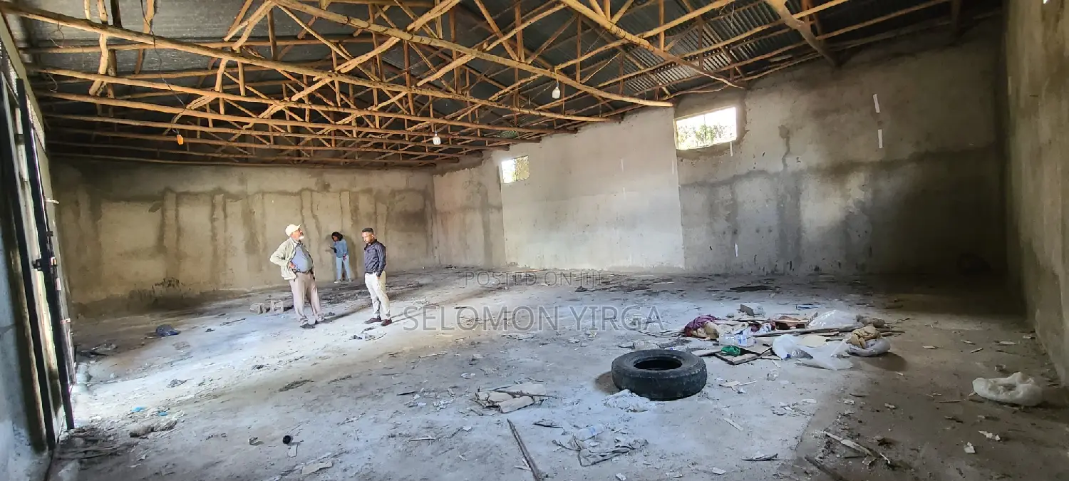 A Warehouse for Rent in the Area