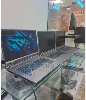 New Laptop Acer Predator Triton 500 SE 16GB Intel Core I7 SSD 2T