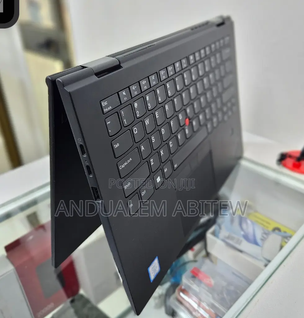 New Laptop Lenovo Thinkpad X1 Yoga 16GB Intel Core I7 SSD 512GB