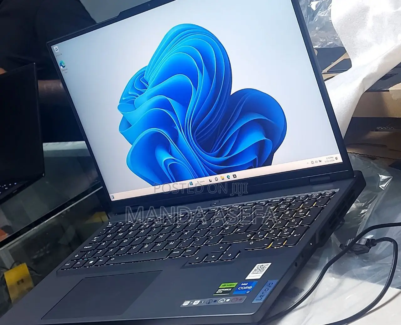 New Laptop Lenovo 16GB Intel Core I7 SSD 1T