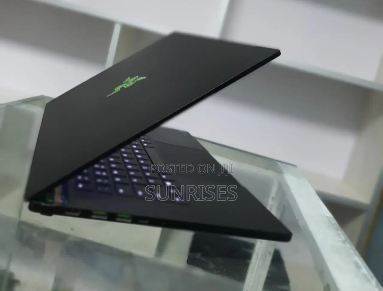 New Laptop Razer Blade Advanced 16GB Intel Core I7 SSD 1T