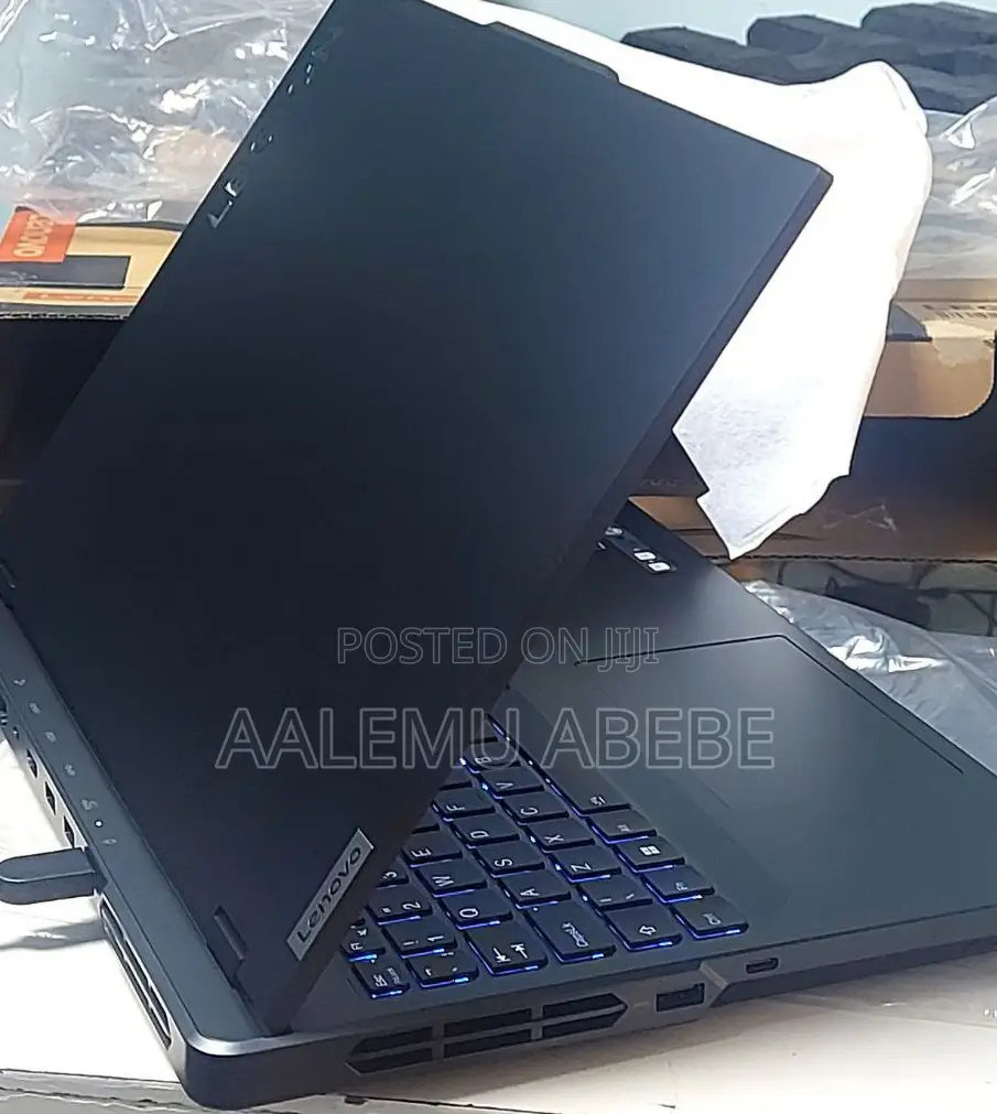 New Laptop Lenovo Legion 7 16GB Intel Core I7 SSD 1T