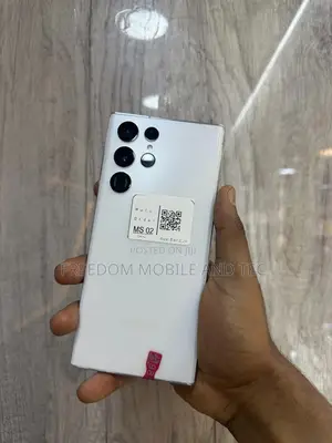 New Samsung Galaxy S22 Ultra 256 GB White