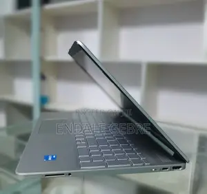 New Laptop HP Stream Notebook 8GB Intel Core I3 SSD 512GB