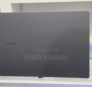 Photo - New Laptop Samsung 16GB Intel Core I7 SSD 1T