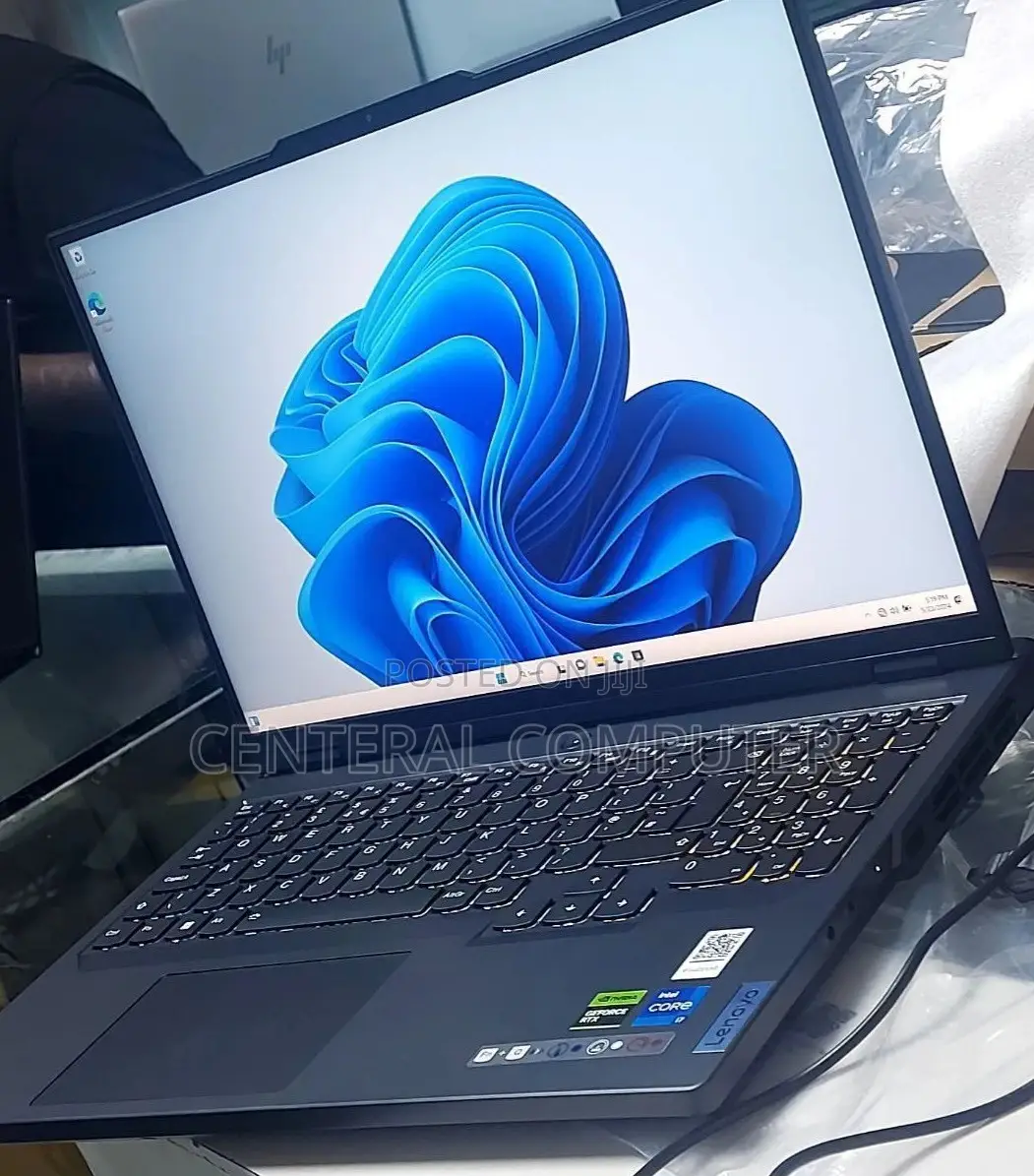 New Laptop Lenovo Legion 5 16GB Intel Core I7 SSD 1T