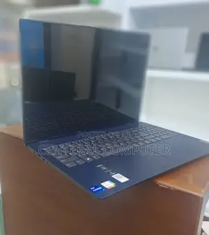 New Laptop Lenovo Flex 5 16GB Intel Core I7 SSD 512GB