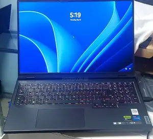 New Laptop Lenovo Legion Y740 16GB Intel Core I7 SSD 1T