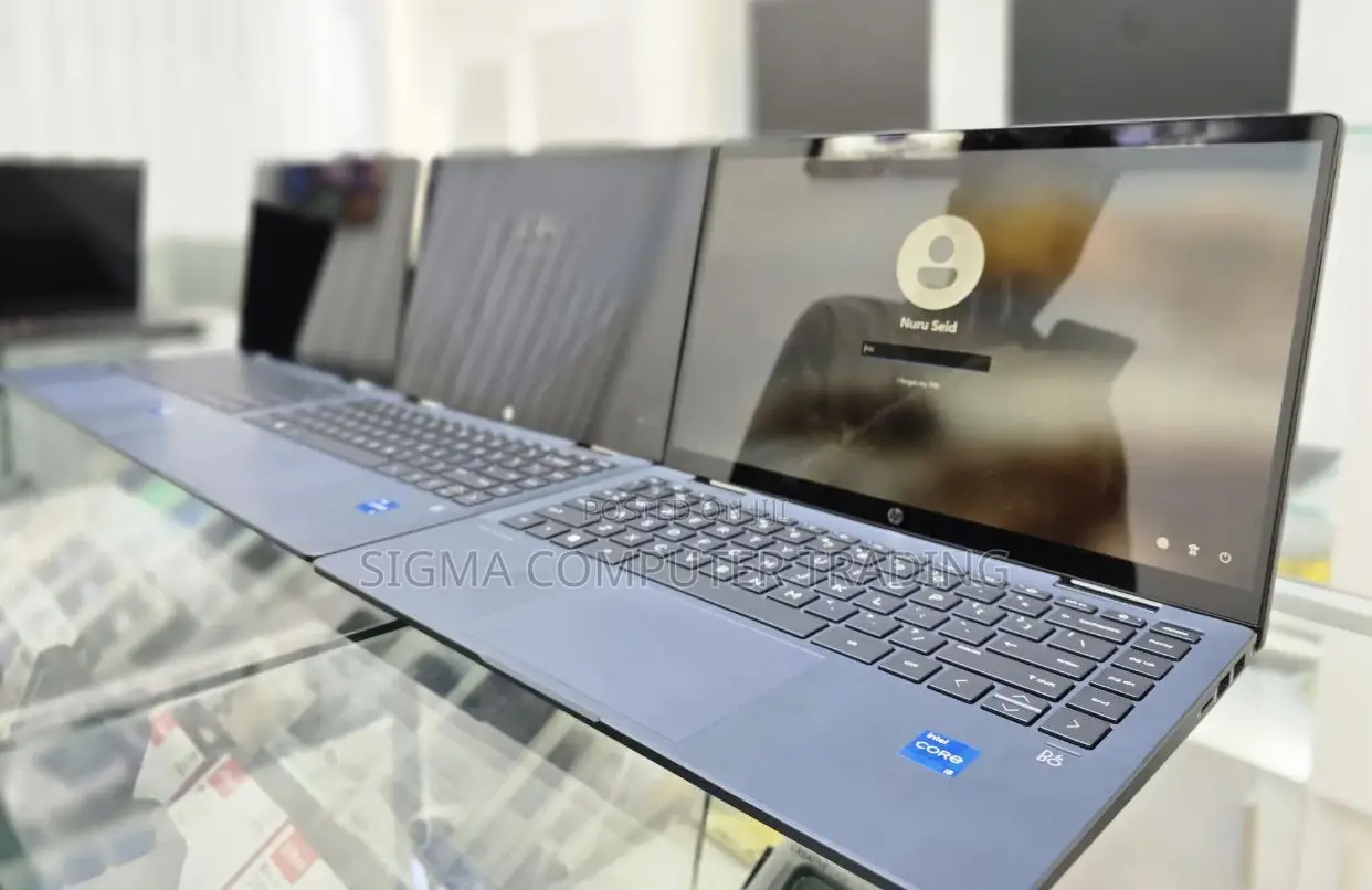 New Laptop HP Pavilion 14 8GB Intel Core i5 SSD 512GB