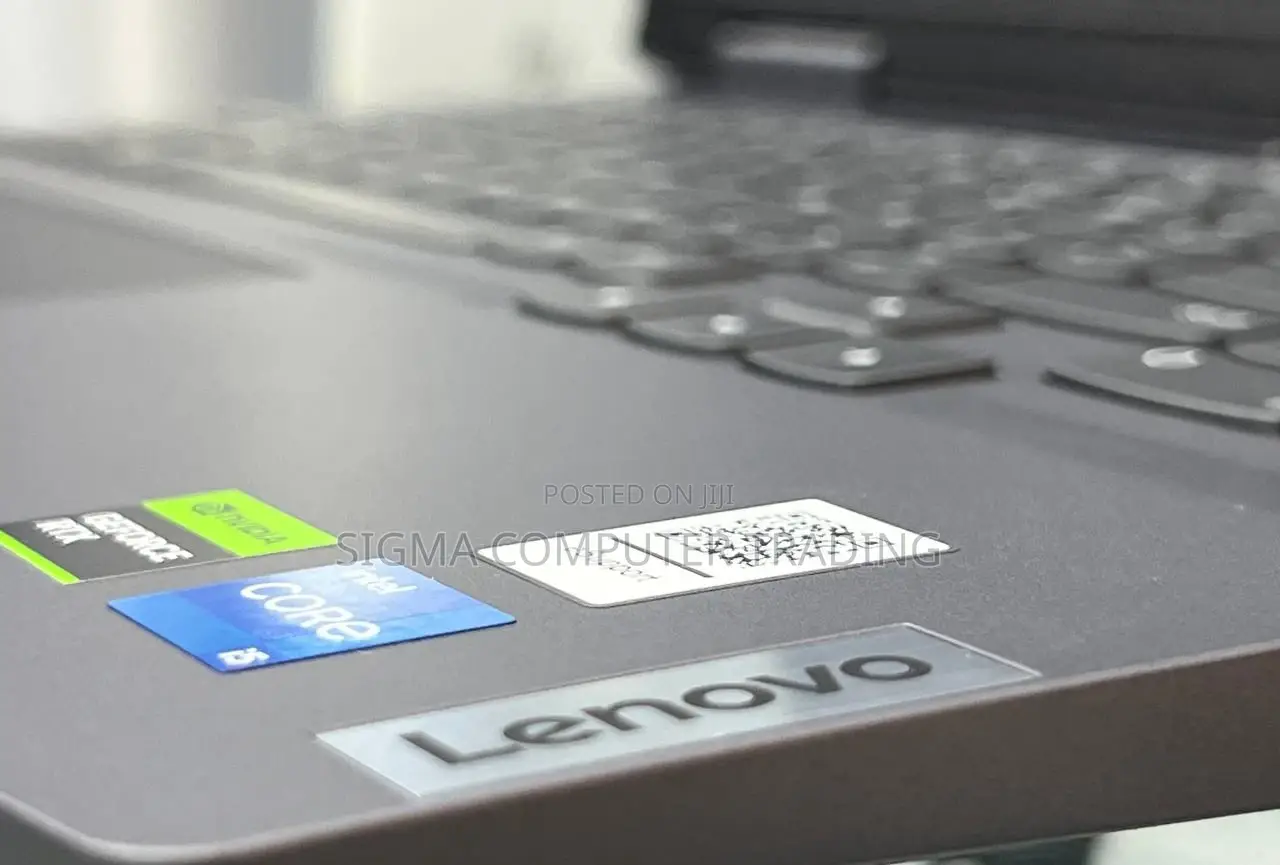 New Laptop Lenovo Legion Y520 8GB Intel Core I5 SSD 1T