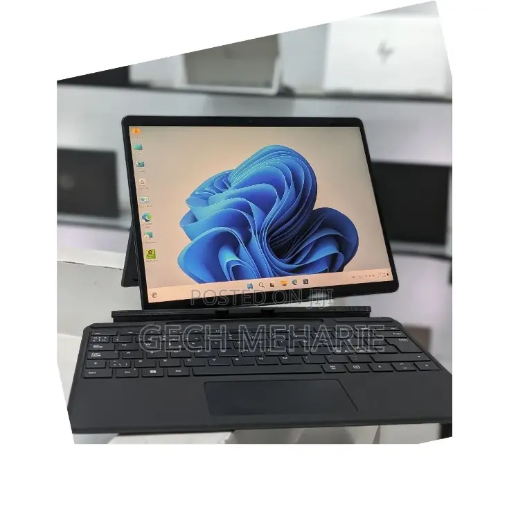 New Laptop Microsoft Surface Pro 9 16GB Intel Core I5 SSD 256GB