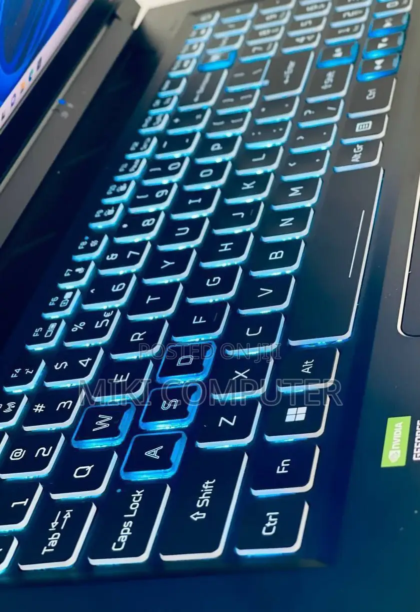 New Laptop Acer Predator Helios 300 16GB Intel Core I9 SSD 512GB