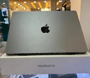 New Laptop Apple MacBook Air 2022 M2 8GB Intel SSD 256GB