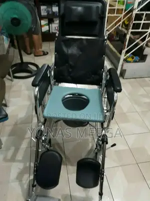 Multifunctional Wheelchair $ሌዘር መቀመጫ/ኘላስቲክ መፀዳጃ/Wheelchair