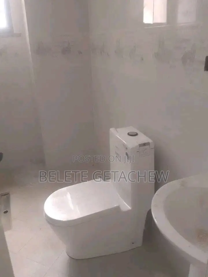 3bdrm Apartment in Ayat, Apartment+Shop, Bole for sale