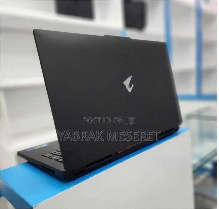 New Laptop 16GB Intel Core I7 SSD 1T