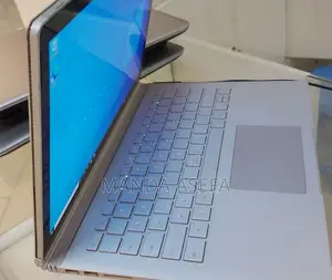 New Laptop Microsoft Surface 8GB Intel Core I5 SSD 256GB