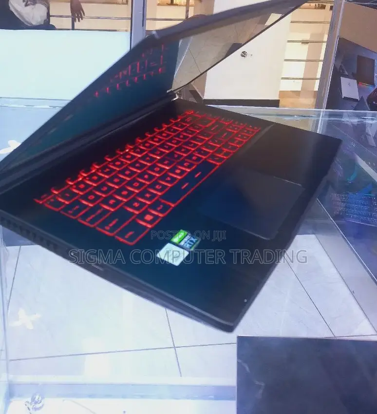 New Laptop MSI GF63 24GB Intel Core I7 SSD 512GB