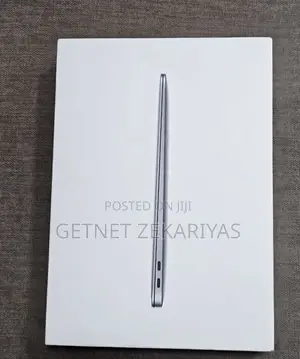 New Laptop Apple MacBook Air 8GB Apple M1 SSD 256GB