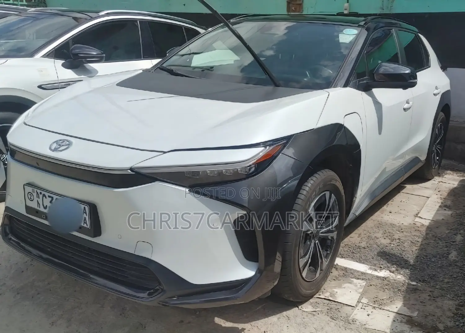 Toyota bZ4X 71.4 kWh FWD 2023 White