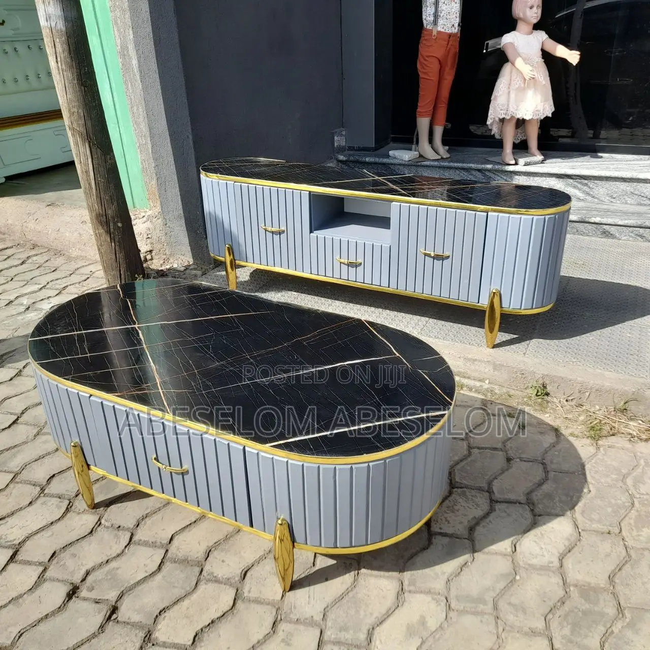 1,50 Cm ቲቪ እስታንድ እና ጠረጴዛ