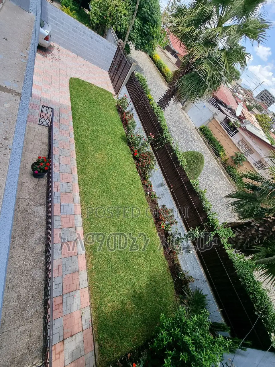 Furnished 3bdrm Townhouse/Terrace in አያት ዞን, Bole for sale