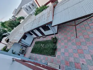 Furnished 3bdrm Townhouse/Terrace in አያት ዞን, Bole for sale
