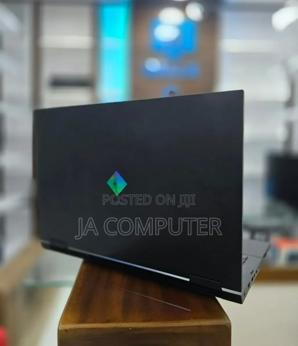 New Laptop HP Omen 17 16GB Intel Core I7 SSD 1T