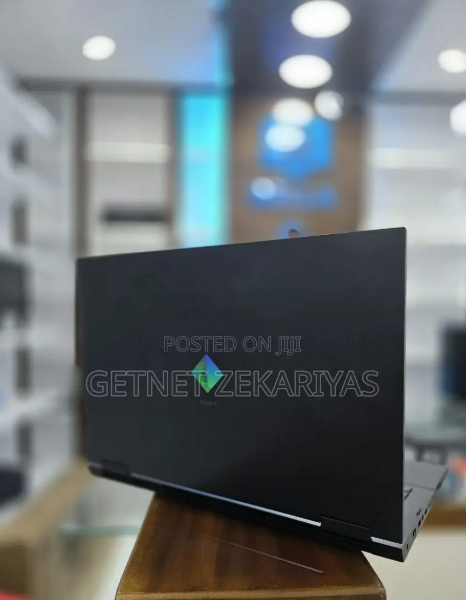 New Laptop HP Omen 17 16GB Intel Core I7 SSD 1T