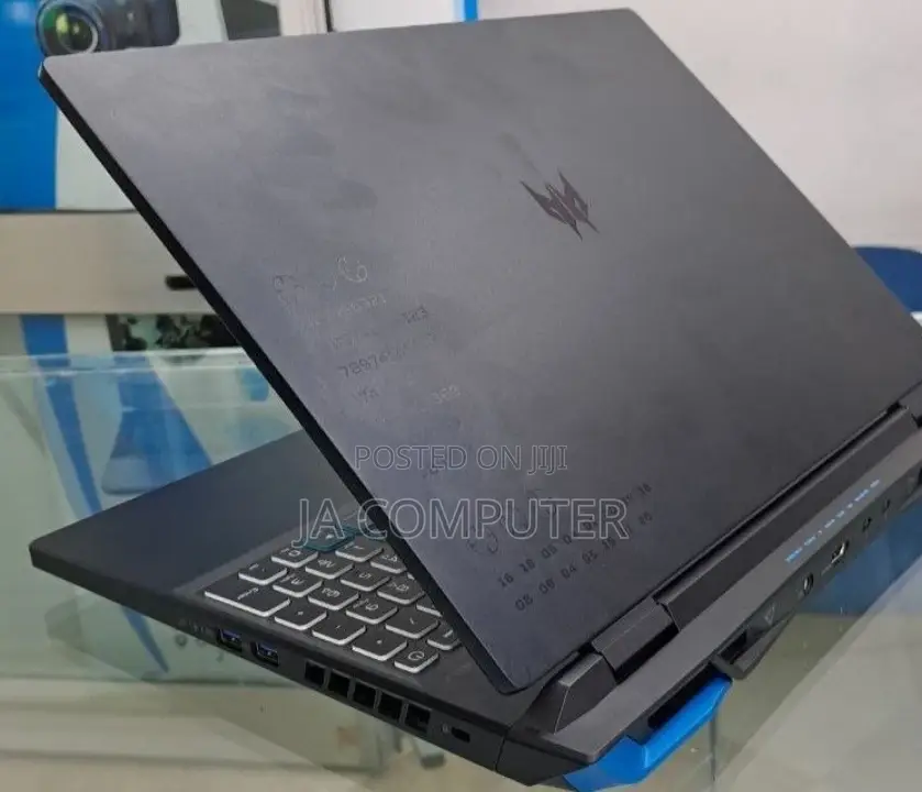 New Laptop Acer Predator Helios 300 16GB Intel Core I9 SSD 1T