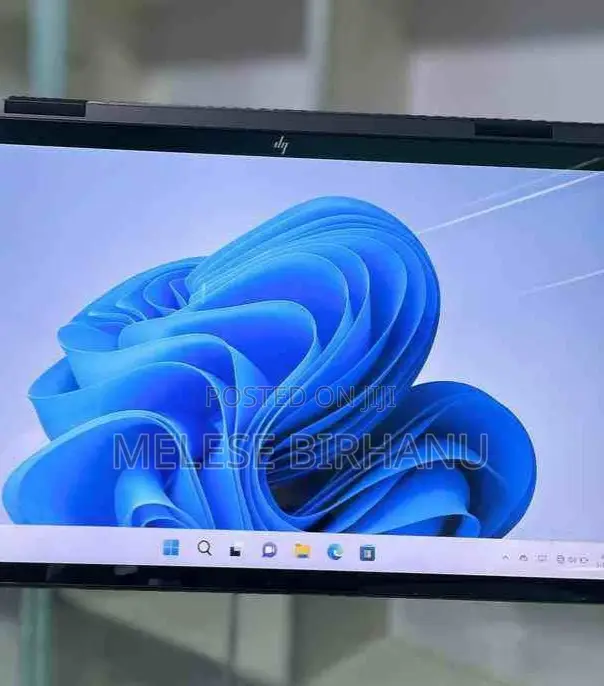 New Laptop HP Envy X360 16GB AMD Ryzen 5 SSD 512GB