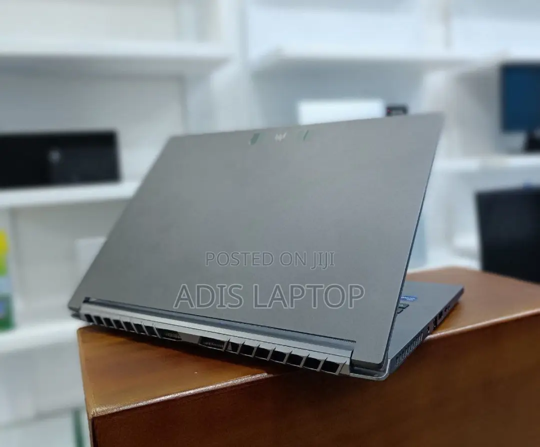 New Laptop Acer Predator Helios 500 16GB Intel Core I7 SSD 2T